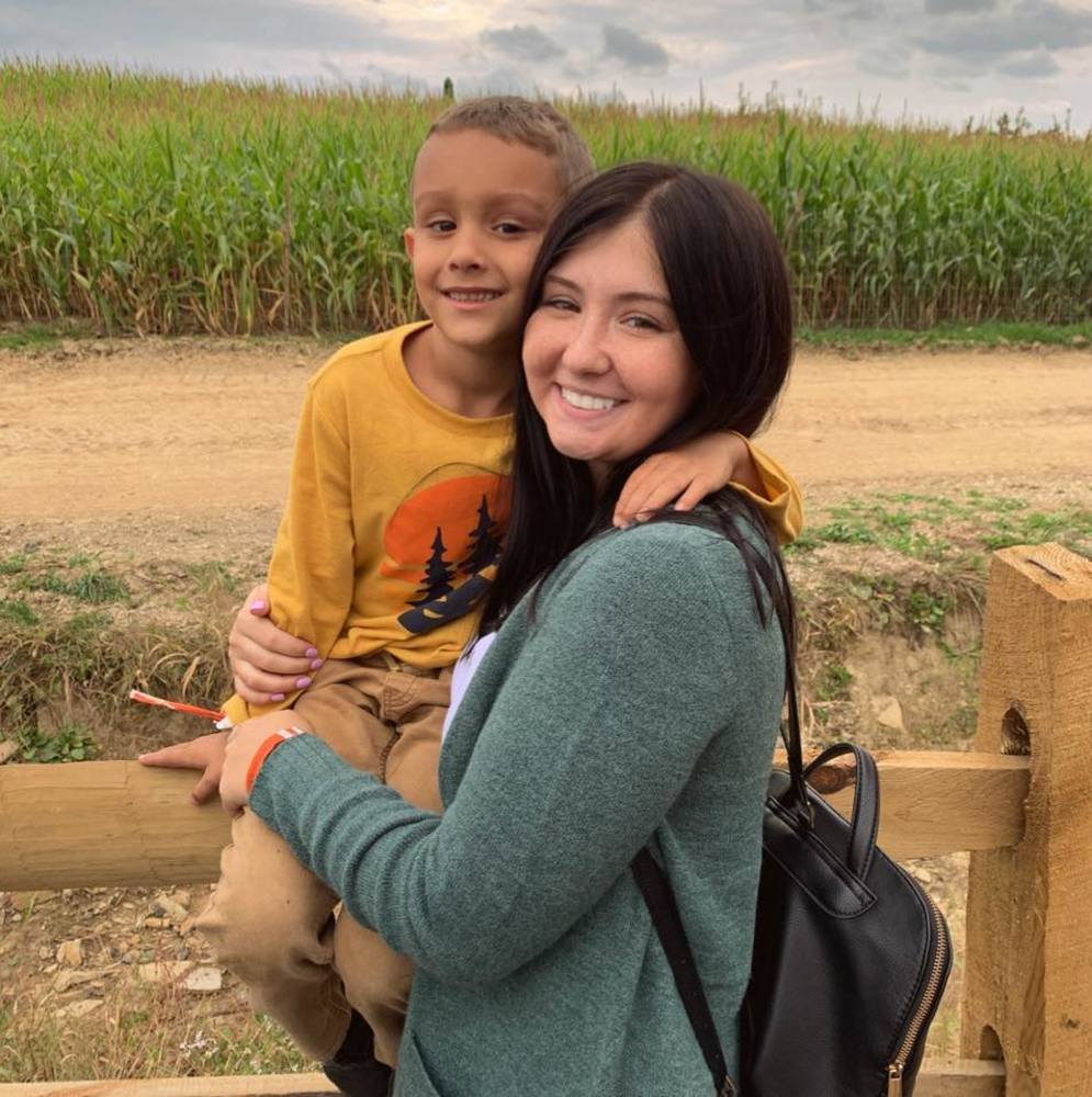 Meet your Posher, Mackenzie